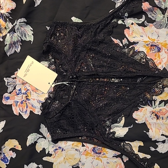 SOUTHERN FRIED CHICS Couture Collection Spring Treasures Lace & Floral MiniDress - Picture 9 of 15